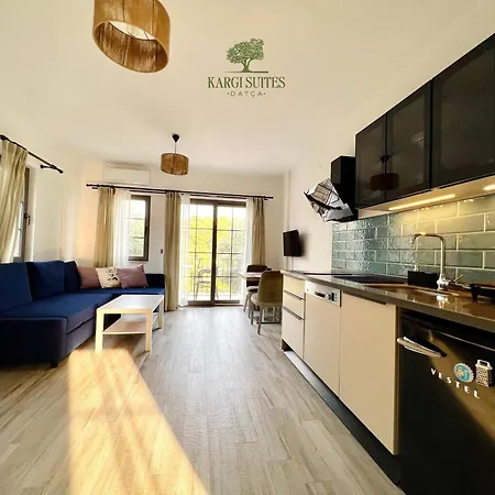 Aparthotel Kargi *